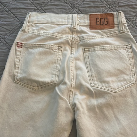 BDG Cowboy Jean/Urban Outfitters - Picture 3 of 3